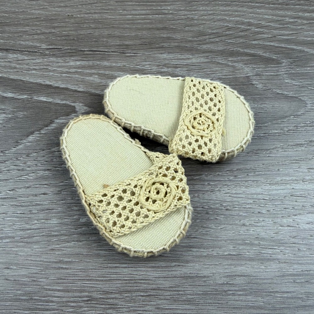 Unbranded Doll Shoes Woven Crochet Rosette Espadrille Sandals Beige OS